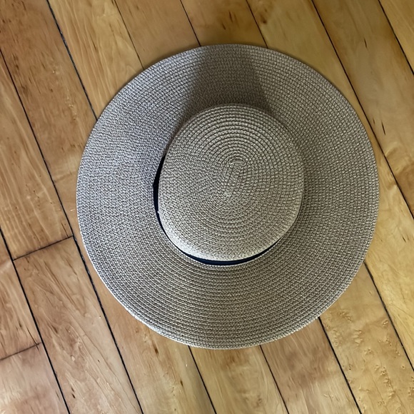 Sun hat ☀️ - Picture 2 of 4